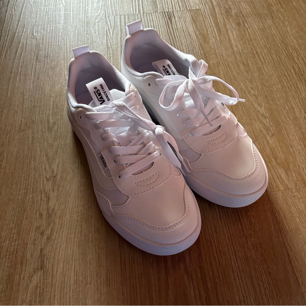 Vans Range EXP